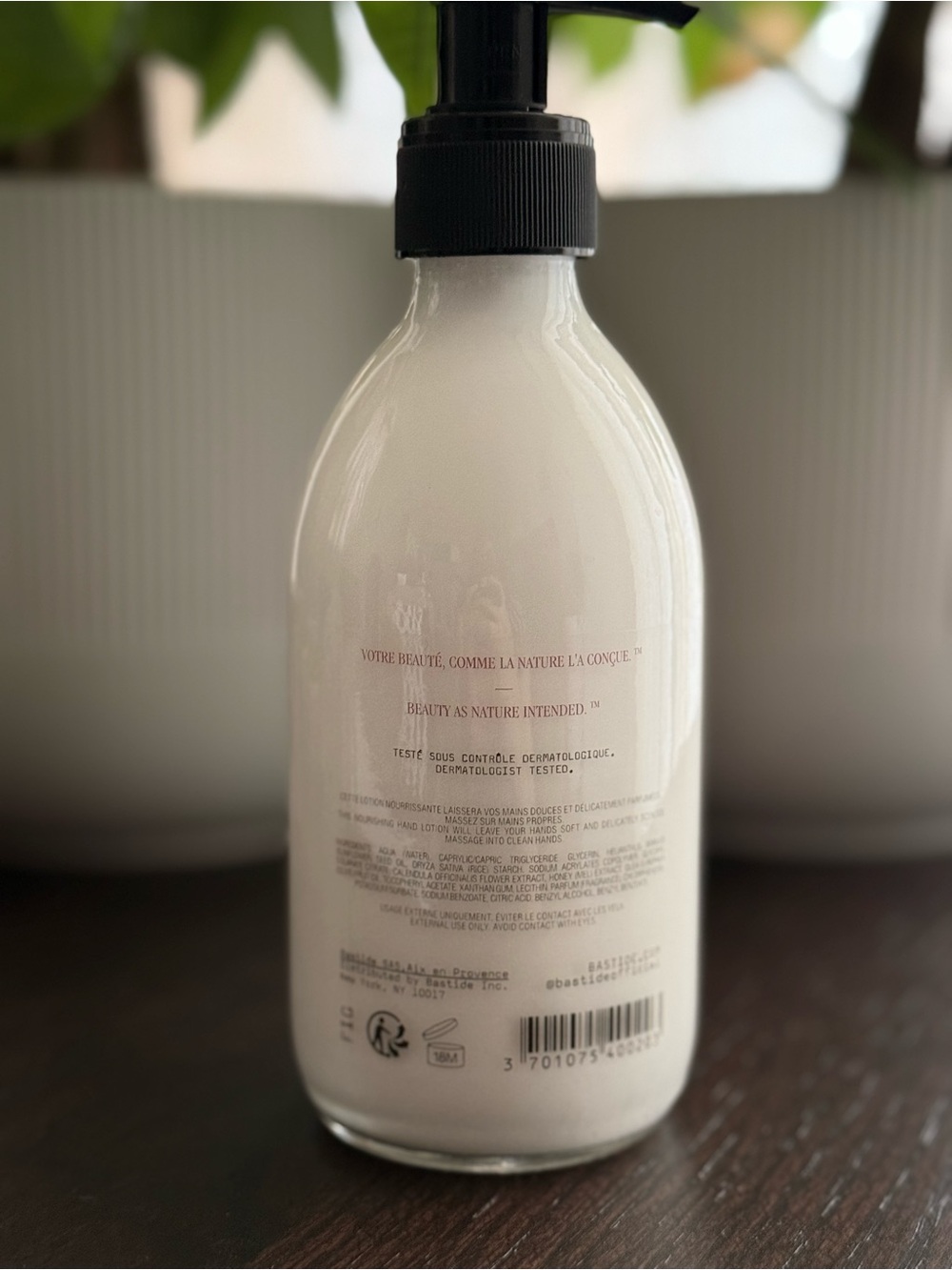 Bastide Figue d’ete Scented Hand & Body Lotion - 300ml - Picture 2 of 3
